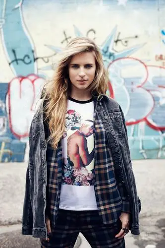 Brit Marling Jigsaw Puzzle picture 575932