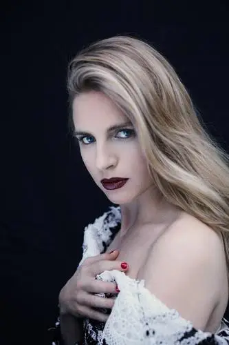 Brit Marling Computer MousePad picture 575983