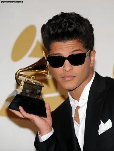 Bruno Mars Jigsaw Puzzle picture 125536