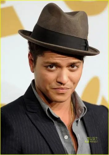 Bruno Mars Jigsaw Puzzle picture 125603