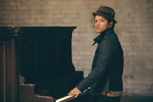 Bruno Mars Jigsaw Puzzle picture 125668