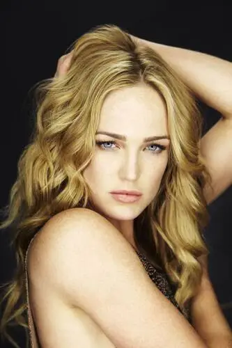 Caity Lotz Wall Poster picture 705947