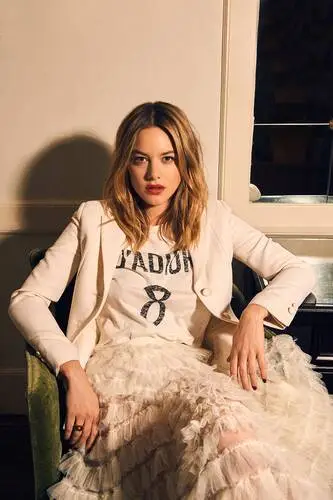Camille Rowe White T-Shirt - idPoster.com
