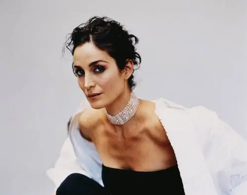 Carrie-Anne Moss Computer MousePad picture 244063