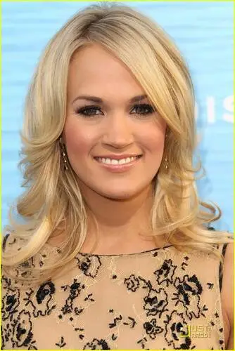 Carrie Underwood Wall Poster picture 110778