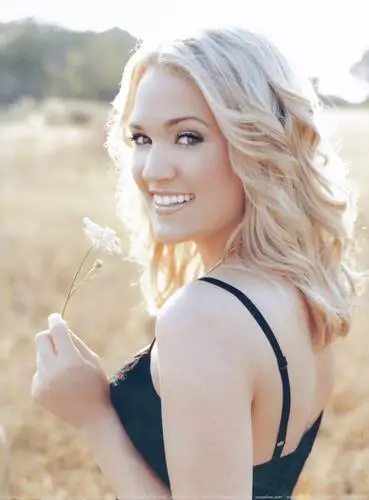 Carrie Underwood Jigsaw Puzzle picture 4496
