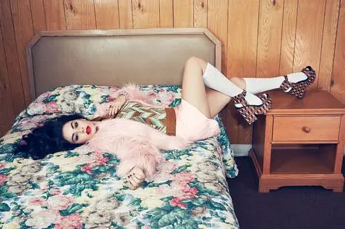 Charli XCX Jigsaw Puzzle picture 308588