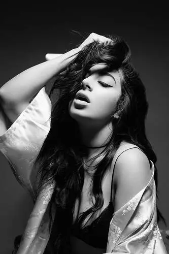 Charli XCX Wall Poster picture 434933