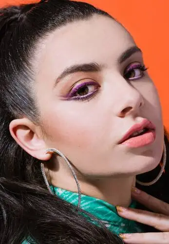 Charli XCX Wall Poster picture 592069