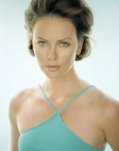 Charlize Theron Computer MousePad picture 30994