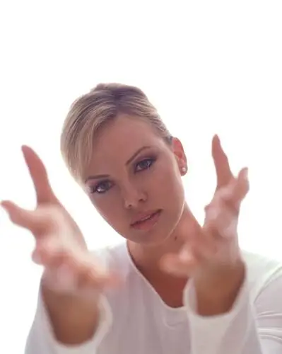 Charlize Theron Jigsaw Puzzle picture 5082