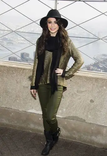 Cher Lloyd Jigsaw Puzzle picture 276463