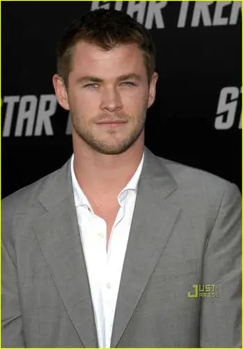 Chris Hemsworth Wall Poster picture 161863