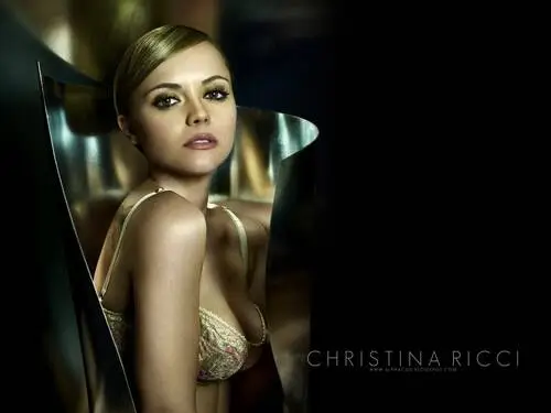 Christina Ricci Wall Poster picture 130512