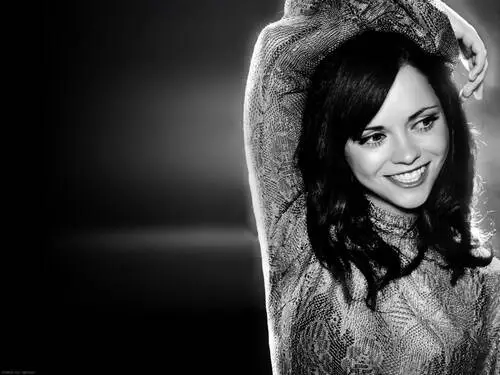 Christina Ricci Wall Poster picture 130529