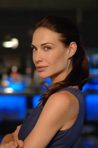 Claire Forlani Computer MousePad picture 587293