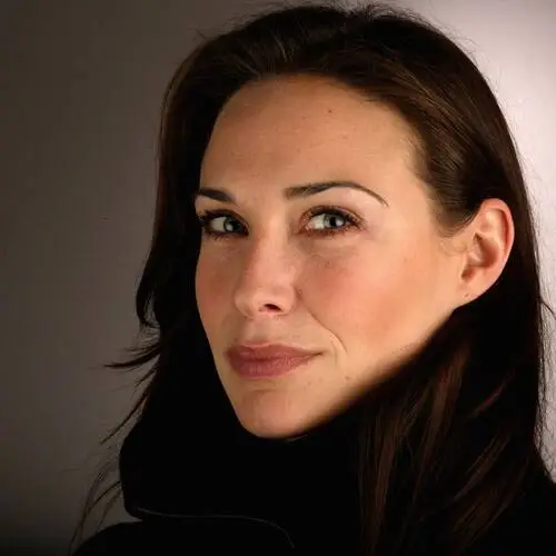 Claire Forlani Computer MousePad picture 587307