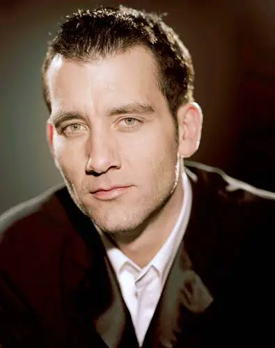 Clive Owen Wall Poster picture 32098