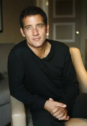 Clive Owen Wall Poster picture 521049