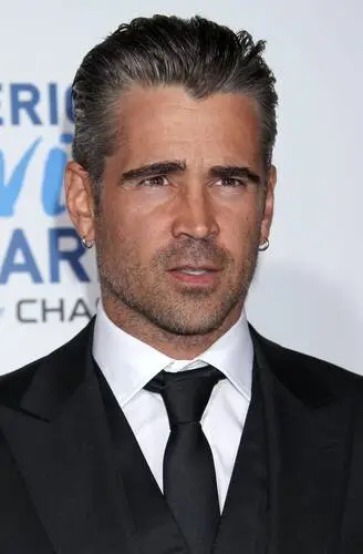 Colin Farrell Protected Face mask - idPoster.com