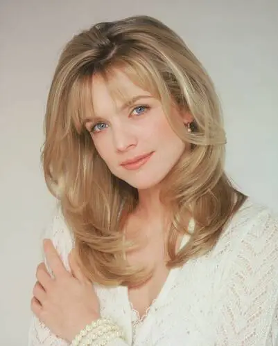 Courtney Thorne-Smith Computer MousePad picture 590428