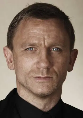 Daniel Craig Wall Poster picture 510836