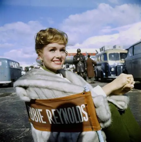 Debbie Reynolds Wall Poster picture 593699
