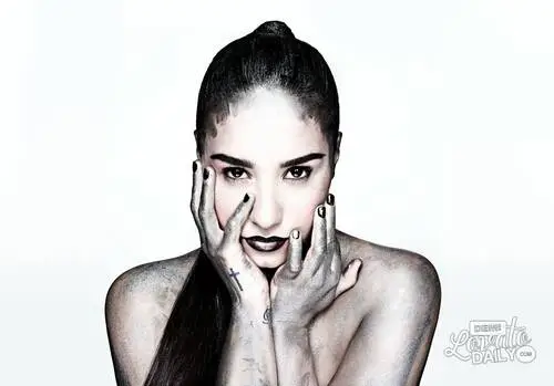 Demi Lovato White T-Shirt - idPoster.com