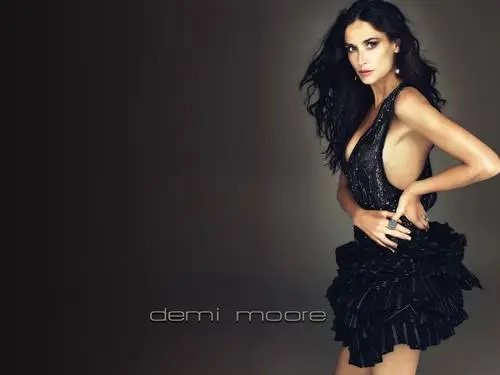Demi Moore Wall Poster picture 131218