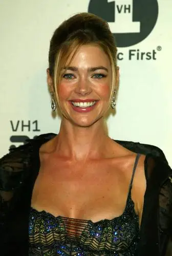 Denise Richards Wall Poster picture 32728