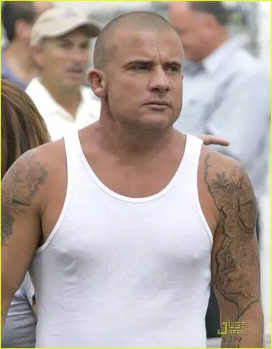 Dominic Purcell Protected Face mask - idPoster.com