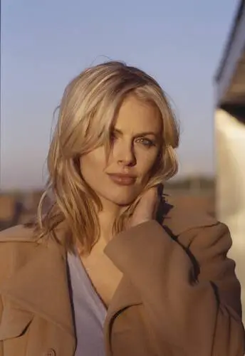 Donna Air Jigsaw Puzzle picture 596521