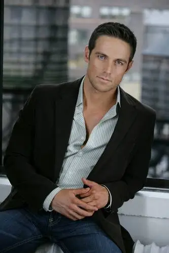 Dylan Bruce Image Jpg picture 498217