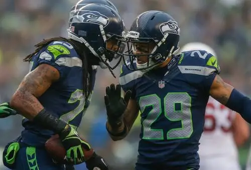 Earl Thomas Jigsaw Puzzle picture 717827