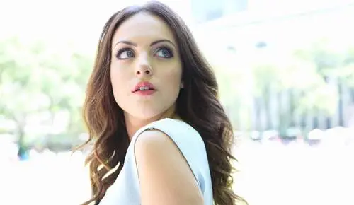 Elizabeth Gillies Wall Poster picture 434256