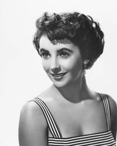 Elizabeth Taylor Protected Face mask - idPoster.com