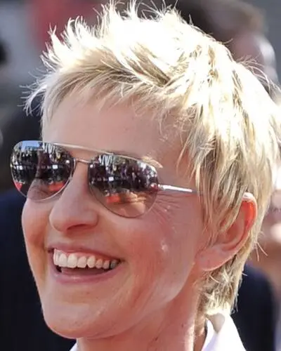 Ellen DeGeneres Women's Colored Tank-Top - idPoster.com