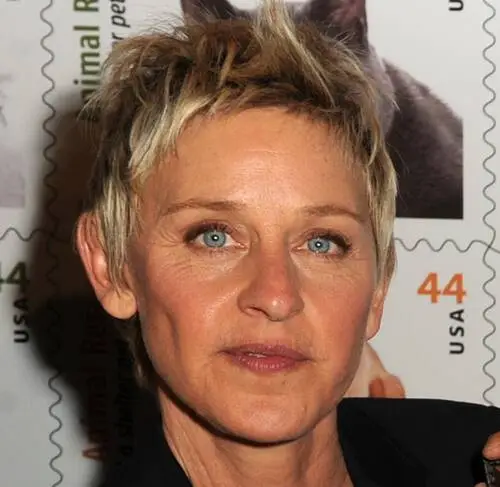 Ellen DeGeneres White Tank-Top - idPoster.com