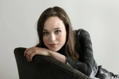 Ellen Page Computer MousePad picture 60258