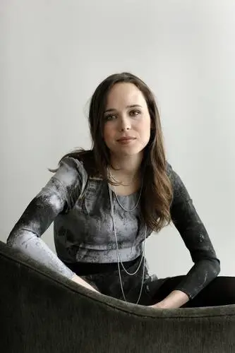 Ellen Page Men's Colored Hoodie - idPoster.com