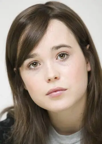 Ellen Page White T-Shirt - idPoster.com