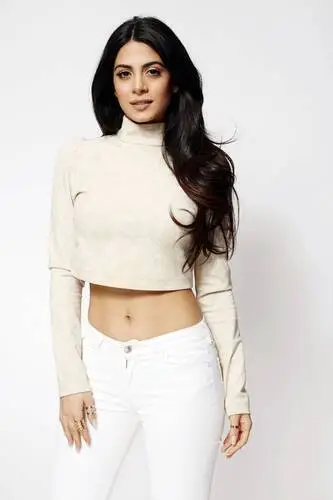 Emeraude Toubia Wall Poster picture 601032