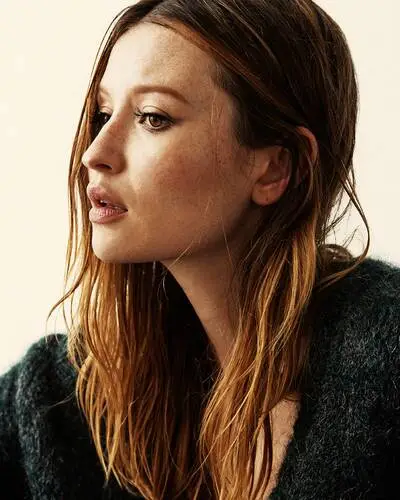 Emily Browning Wall Poster picture 601150