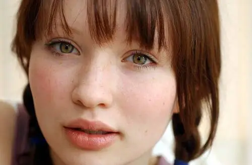 Emily Browning Computer MousePad picture 601164