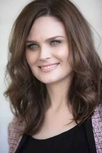 Emily Deschanel Wall Poster picture 202059