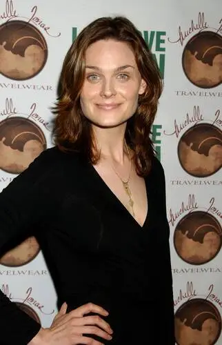 Emily Deschanel Wall Poster picture 33862