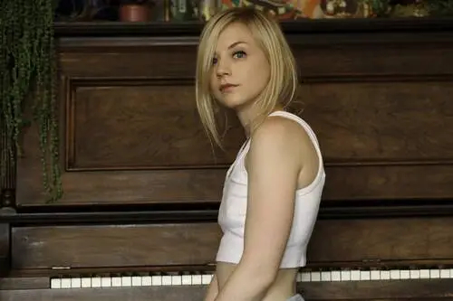 Emily Kinney Jigsaw Puzzle picture 601184