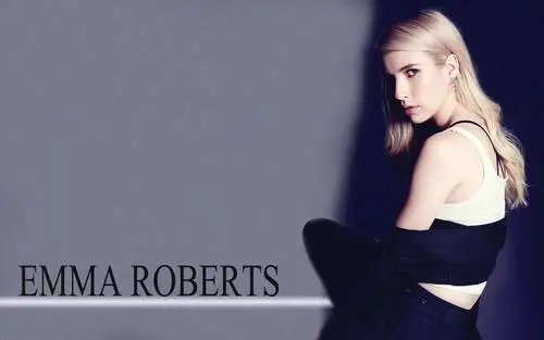 Emma Roberts White T-Shirt - idPoster.com