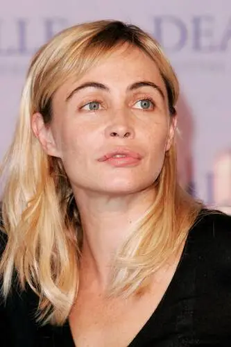 Emmanuelle Beart Wall Poster picture 603122