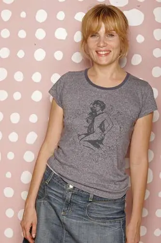 Emmanuelle Seigner Women's Colored  Long Sleeve T-Shirt - idPoster.com